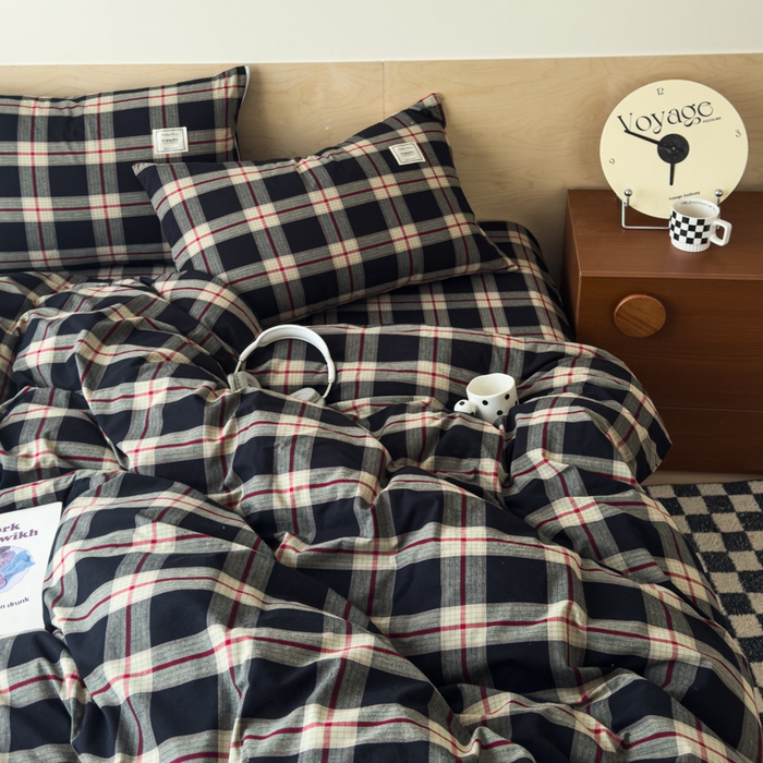 91家纺网 家纺一手货源 找家纺 花香四季家纺 2026新款简约全棉高织高密色织纯棉水洗棉四件套 黑桃A