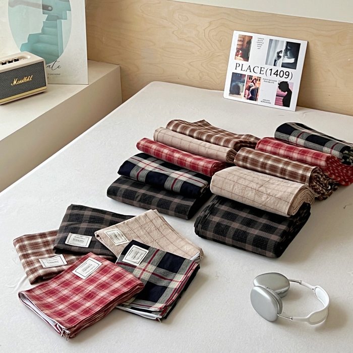 91家纺网 家纺一手货源 找家纺 花香四季家纺 2026新款简约全棉高织高密色织纯棉水洗棉四件套 组合图仅供参考 不可下单