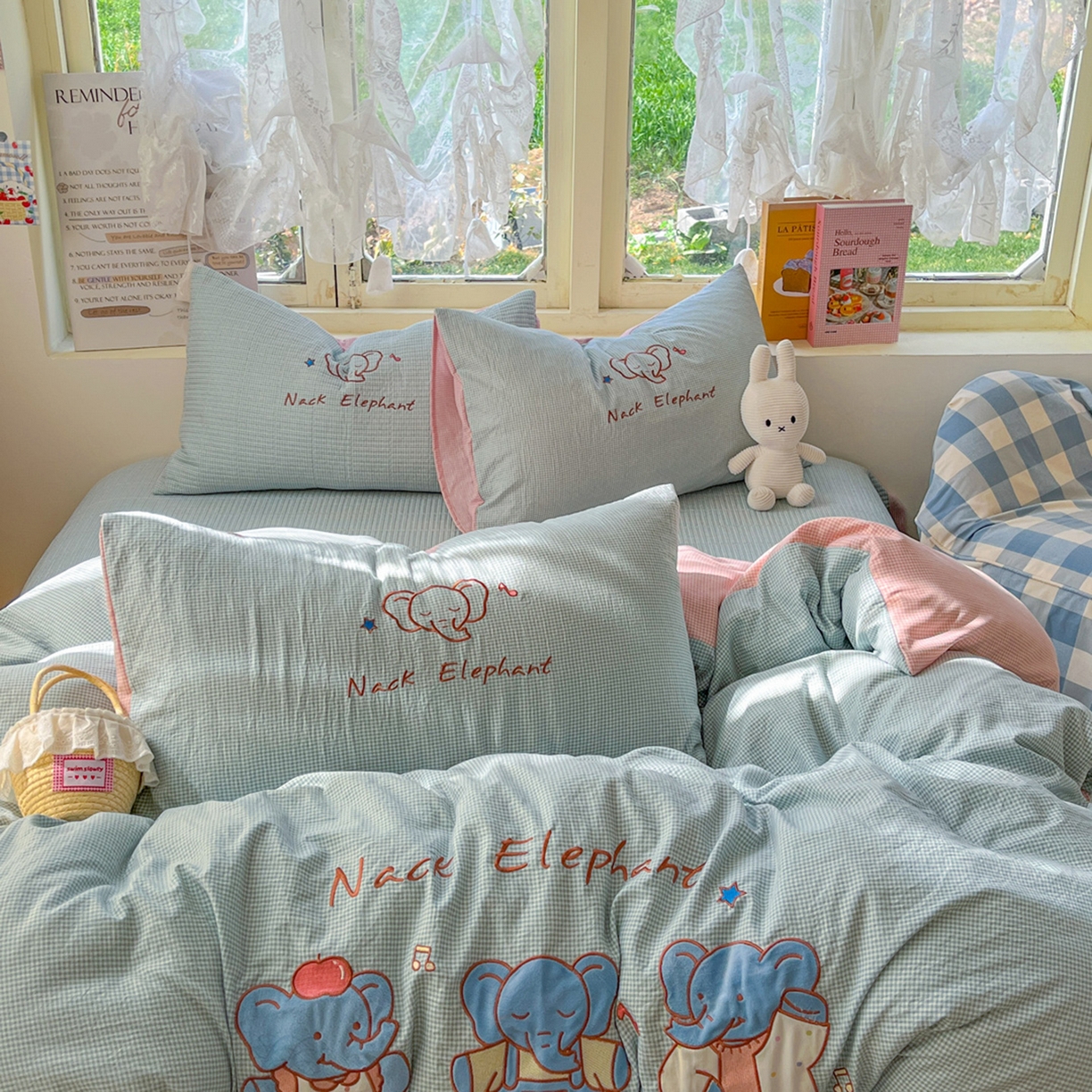 91家纺网 家纺一手货源 找家纺 梵克保罗 2026春夏直播热款贴布绣加厚古法水洗棉夹棉床盖单被套 吉象三宝