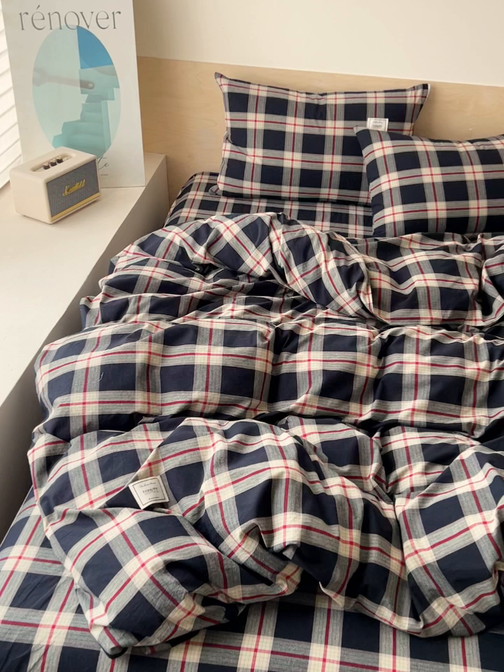 91家纺网 家纺一手货源 找家纺 花香四季家纺 2026新款简约全棉高织高密色织纯棉水洗棉四件套 黑桃A