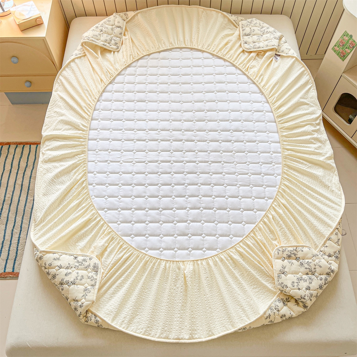 91家纺网 家纺一手货源 找家纺 优眠坊 2026新款亲肤泡芙纱夹棉单床笠床笠单件单品床笠三件套 花之秘境-夹棉款