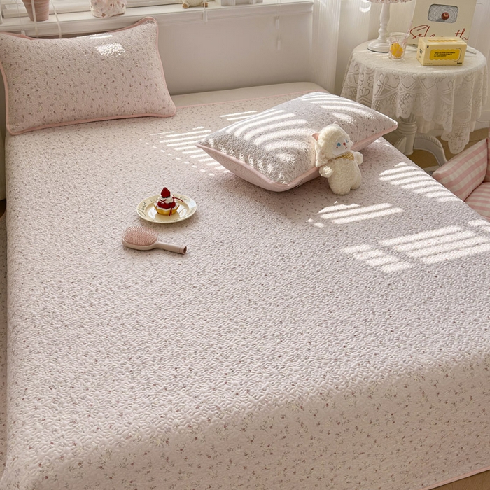 91家纺网 家纺一手货源 找家纺 绵庭家纺 2026新款全棉印花夹棉床盖三件套 南法织梦