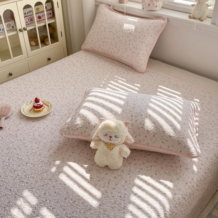 91家纺网 家纺一手货源 找家纺 绵庭家纺 2026新款全棉印花夹棉床盖三件套 南法织梦