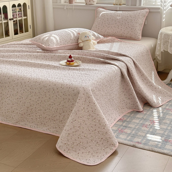 91家纺网 家纺一手货源 找家纺 绵庭家纺 2026新款全棉印花夹棉床盖三件套 南法织梦