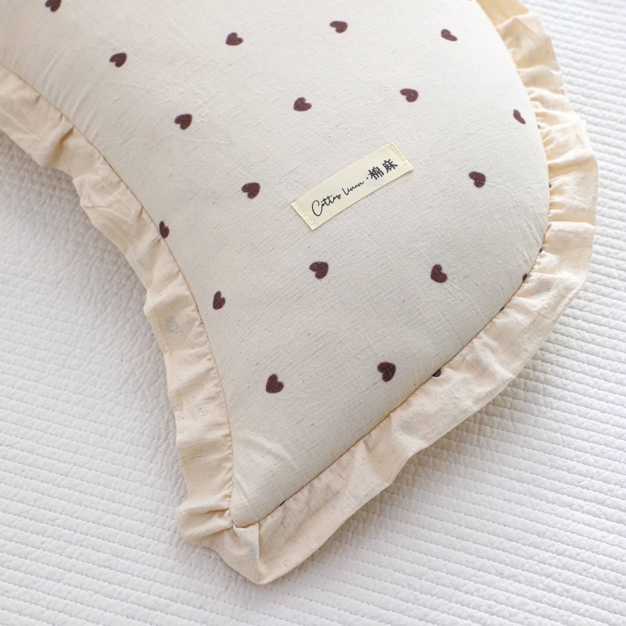 91家纺网 家纺一手货源 找家纺 芯洲 2026春夏新款月亮造型可爱抱枕荞麦枕枕头枕芯 月芽-心晴