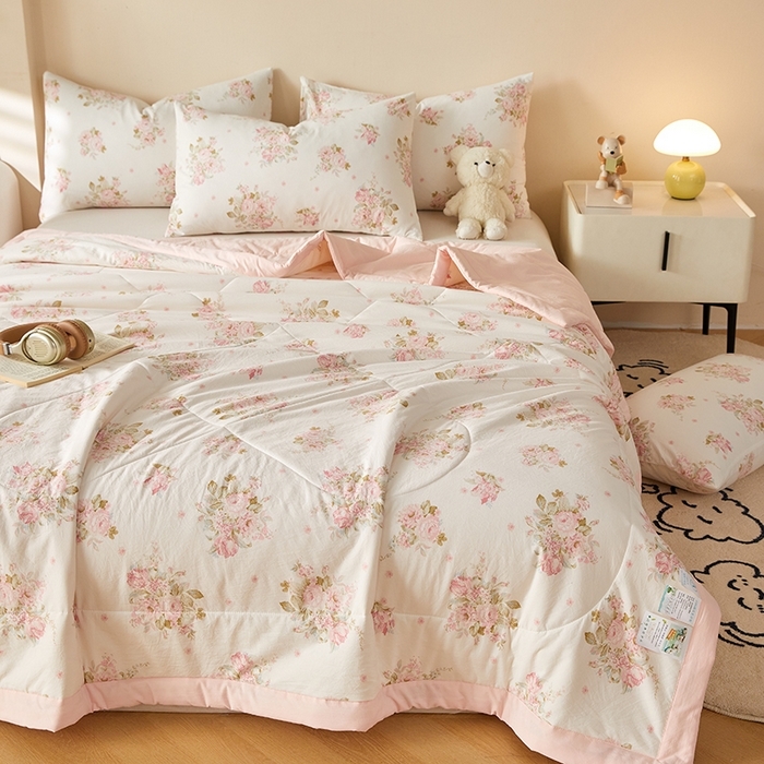 91家纺网 家纺一手货源 找家纺 （总）海洋家纺 2026新款100%新疆棉花印花夏被亲肤仿棉夏凉被纯手包边空调被薄被子