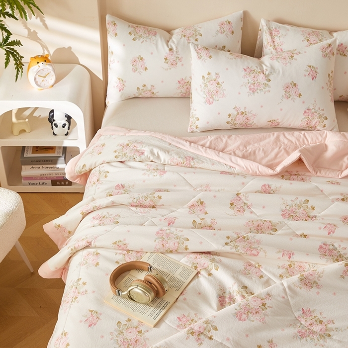 91家纺网 家纺一手货源 找家纺 （总）海洋家纺 2026新款100%新疆棉花印花夏被亲肤仿棉夏凉被纯手包边空调被薄被子