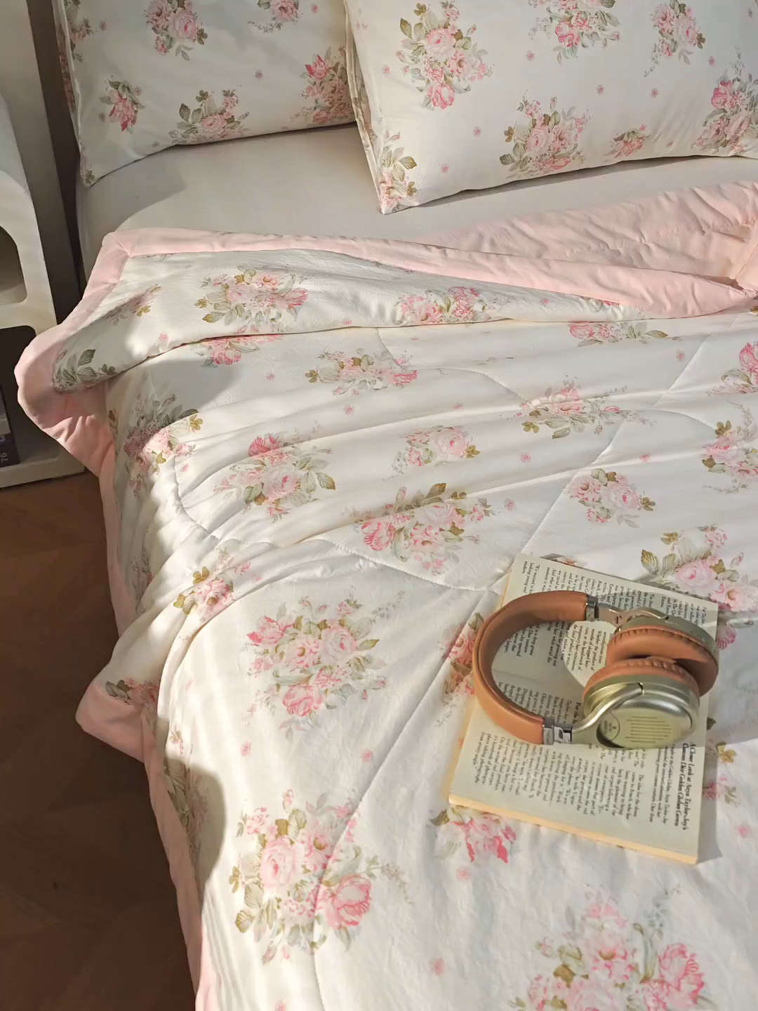 91家纺网 家纺一手货源 找家纺 （总）海洋家纺 2026新款100%新疆棉花印花夏被亲肤仿棉夏凉被纯手包边空调被薄被子