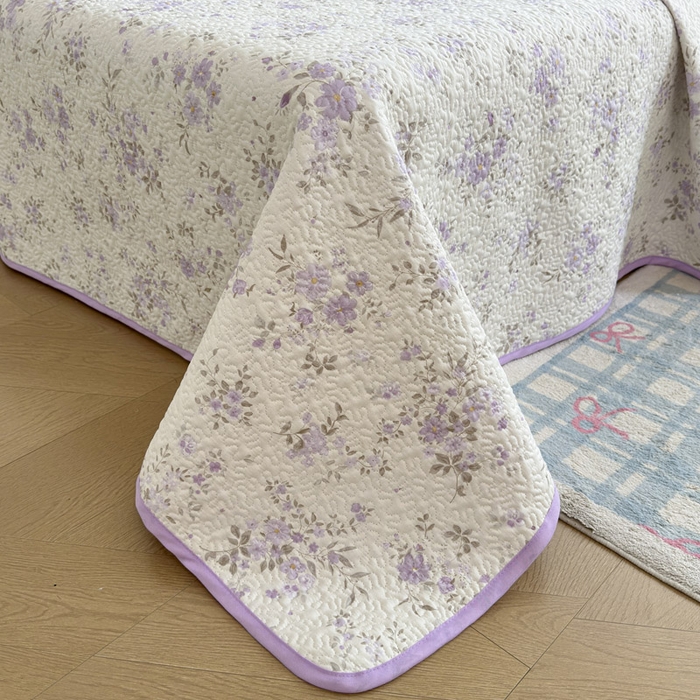 91家纺网 家纺一手货源 找家纺 绵庭家纺 2026新款全棉印花夹棉床盖三件套 苏林-紫