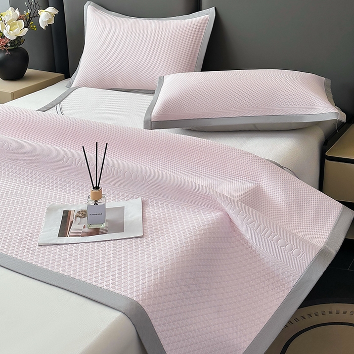 91家纺网 家纺一手货源 找家纺 乐家欣 2026新款凉感冰丝床席床笠四件套 冰丝床席款-蜜桃粉