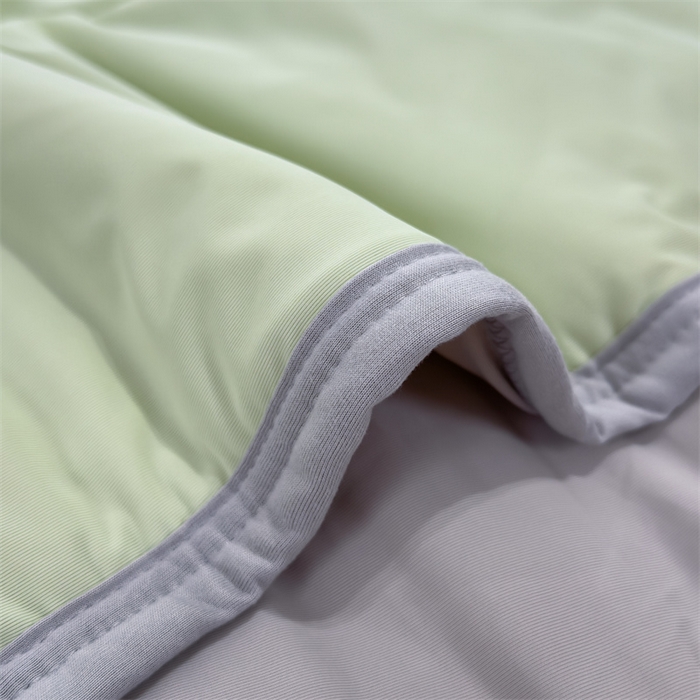 91家纺网 家纺一手货源 找家纺 乐家欣 2026新款凉感冰丝床席床笠四件套 凉感夏被-嫩绿