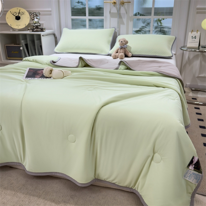 91家纺网 家纺一手货源 找家纺 乐家欣 2026新款凉感冰丝床席床笠四件套 凉感夏被-嫩绿