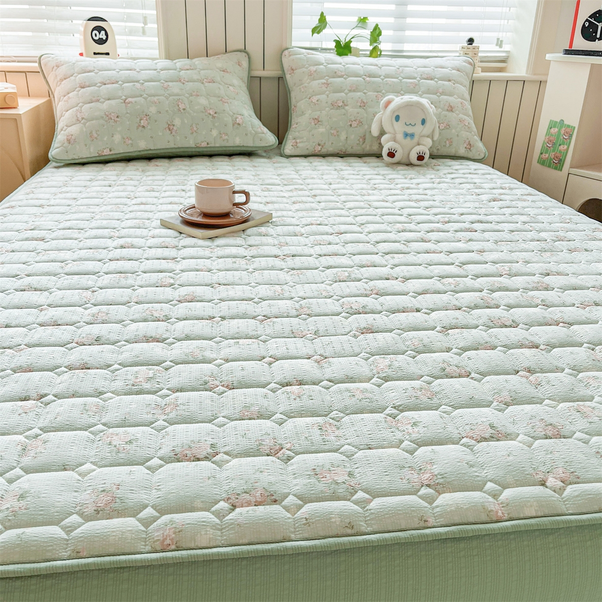 91家纺网 家纺一手货源 找家纺 优眠坊 2026新款亲肤泡芙纱夹棉单床笠床笠单件单品床笠三件套 柔情蜜意-夹棉款