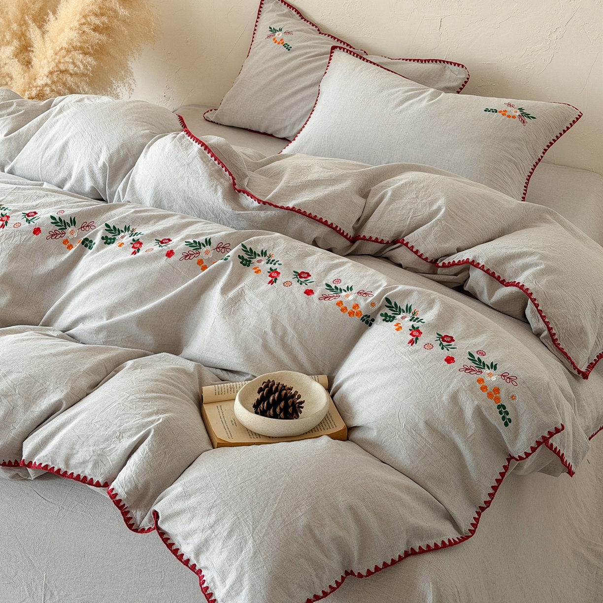 91家纺网 家纺一手货源 找家纺 （总）淑女公社家纺 2026春夏新款贝壳边刺绣绣花棉麻四件套-柔朴乡野