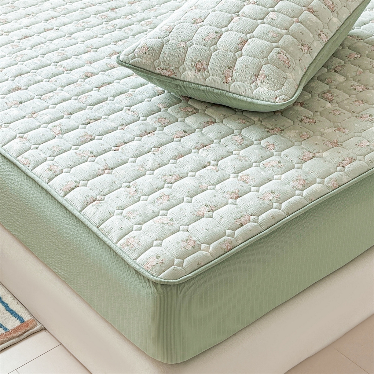 91家纺网 家纺一手货源 找家纺 优眠坊 2026新款亲肤泡芙纱夹棉单床笠床笠单件单品床笠三件套 柔情蜜意-夹棉款