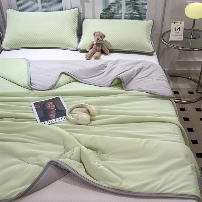 91家纺网 家纺一手货源 找家纺 乐家欣 2026新款凉感冰丝床席床笠四件套 凉感夏被-嫩绿