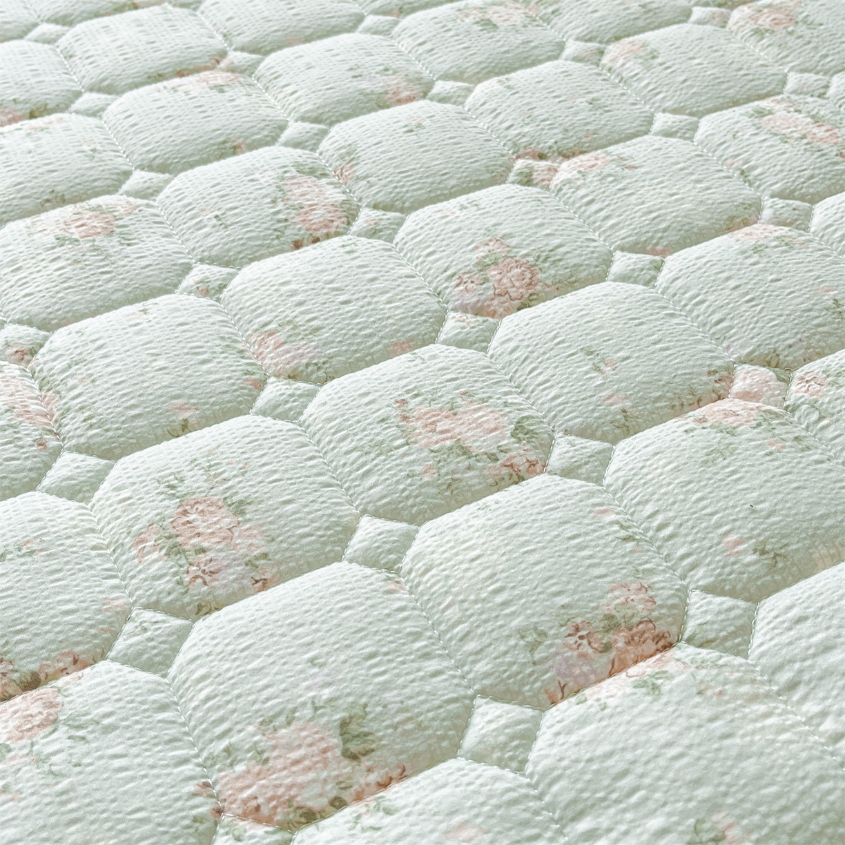 91家纺网 家纺一手货源 找家纺 优眠坊 2026新款亲肤泡芙纱夹棉单床笠床笠单件单品床笠三件套 柔情蜜意-夹棉款