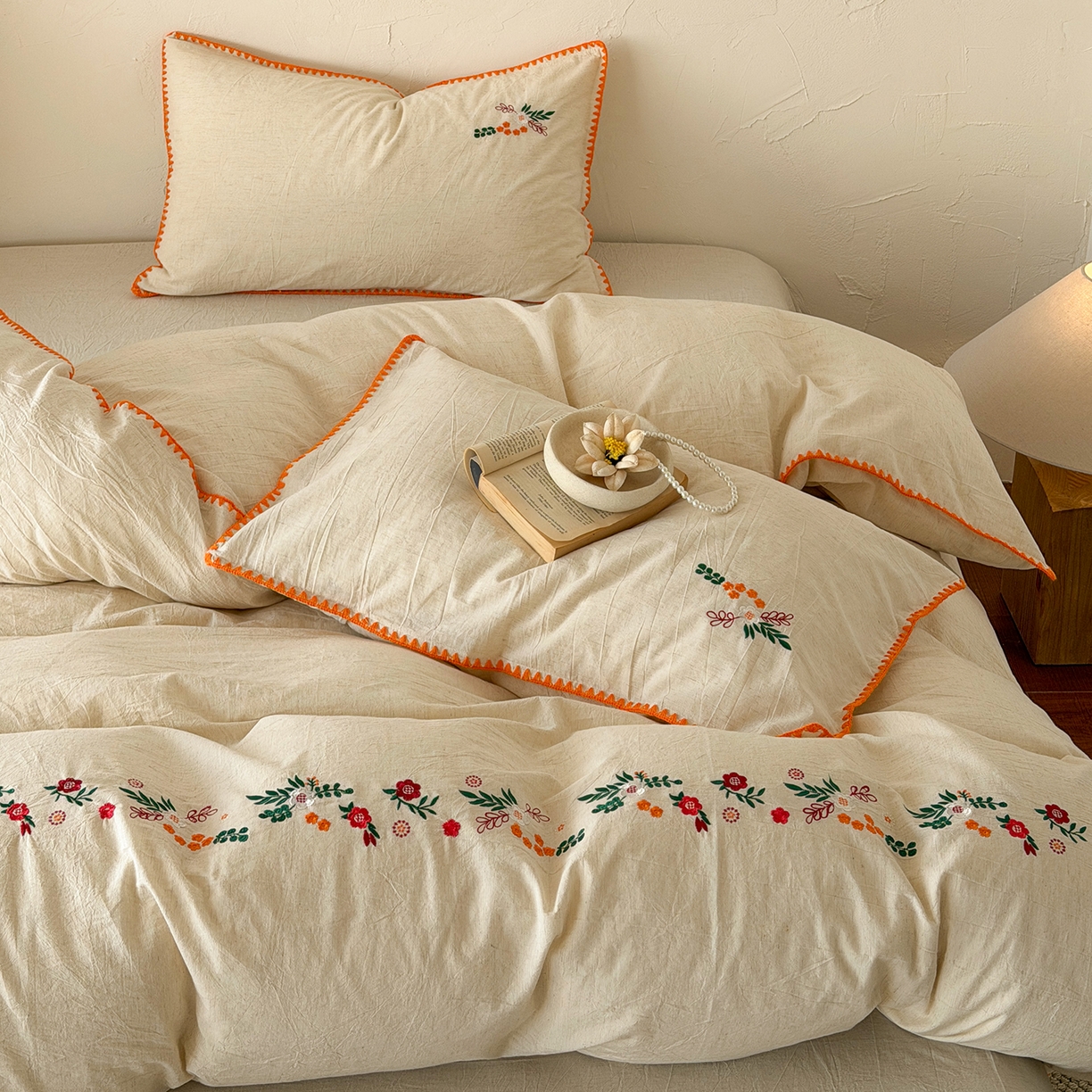 91家纺网 家纺一手货源 找家纺 淑女公社家纺 2026春夏新款贝壳边刺绣绣花棉麻四件套-柔朴乡野 柔朴乡野 本白