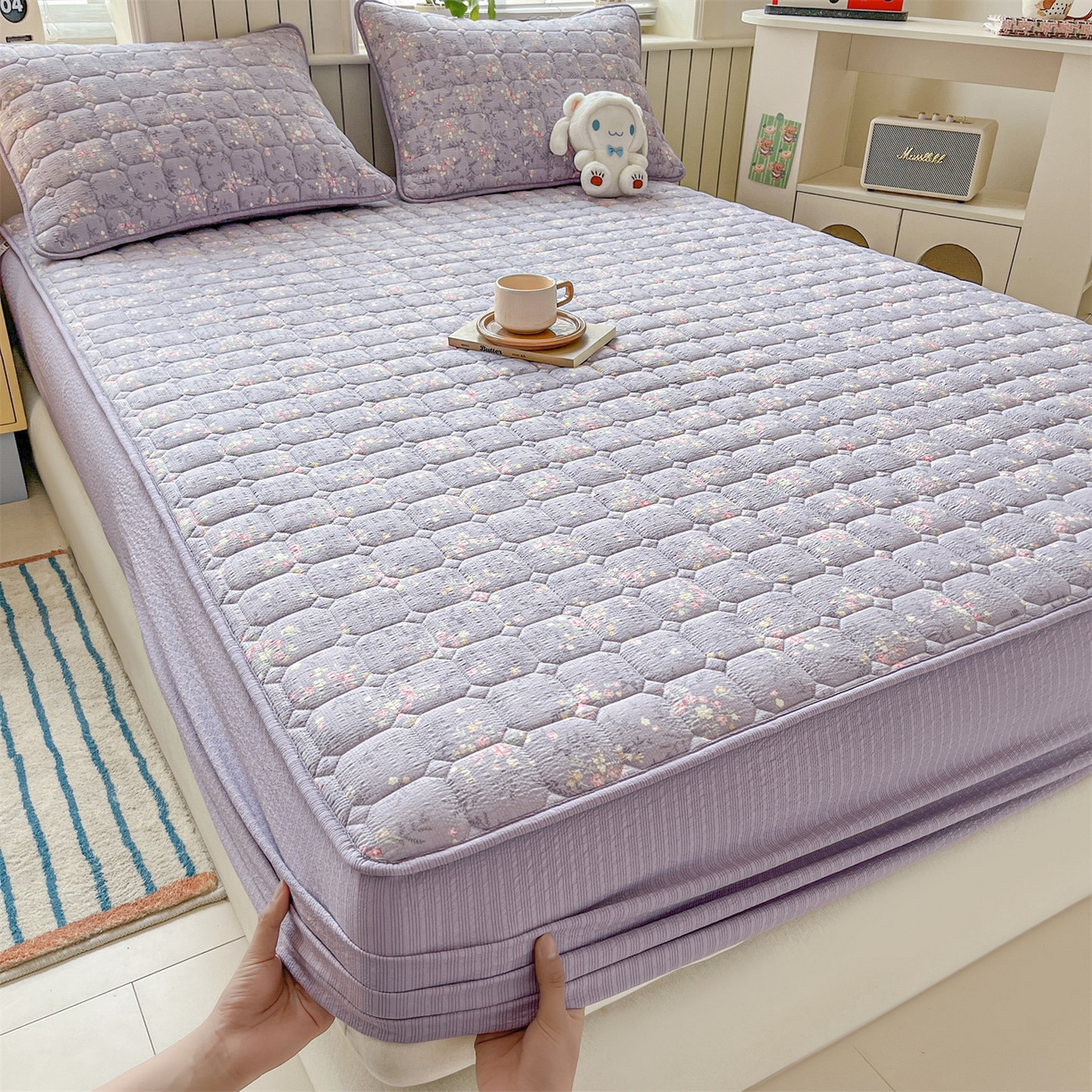 91家纺网 家纺一手货源 找家纺 优眠坊 2026新款亲肤泡芙纱夹棉单床笠床笠单件单品床笠三件套 柔紫碎花-夹棉款