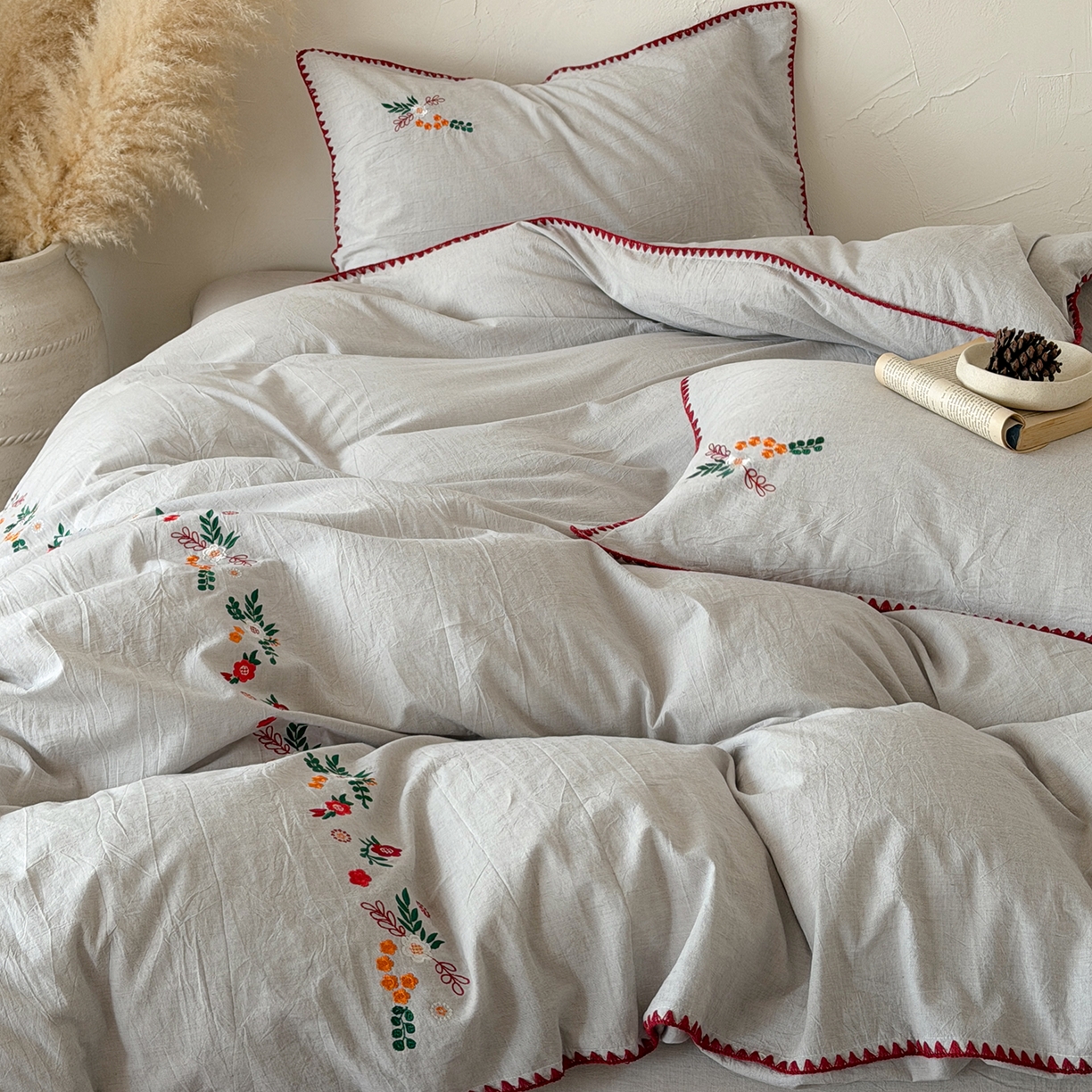 91家纺网 家纺一手货源 找家纺 淑女公社家纺 2026春夏新款贝壳边刺绣绣花棉麻四件套-柔朴乡野 柔朴乡野  麻灰