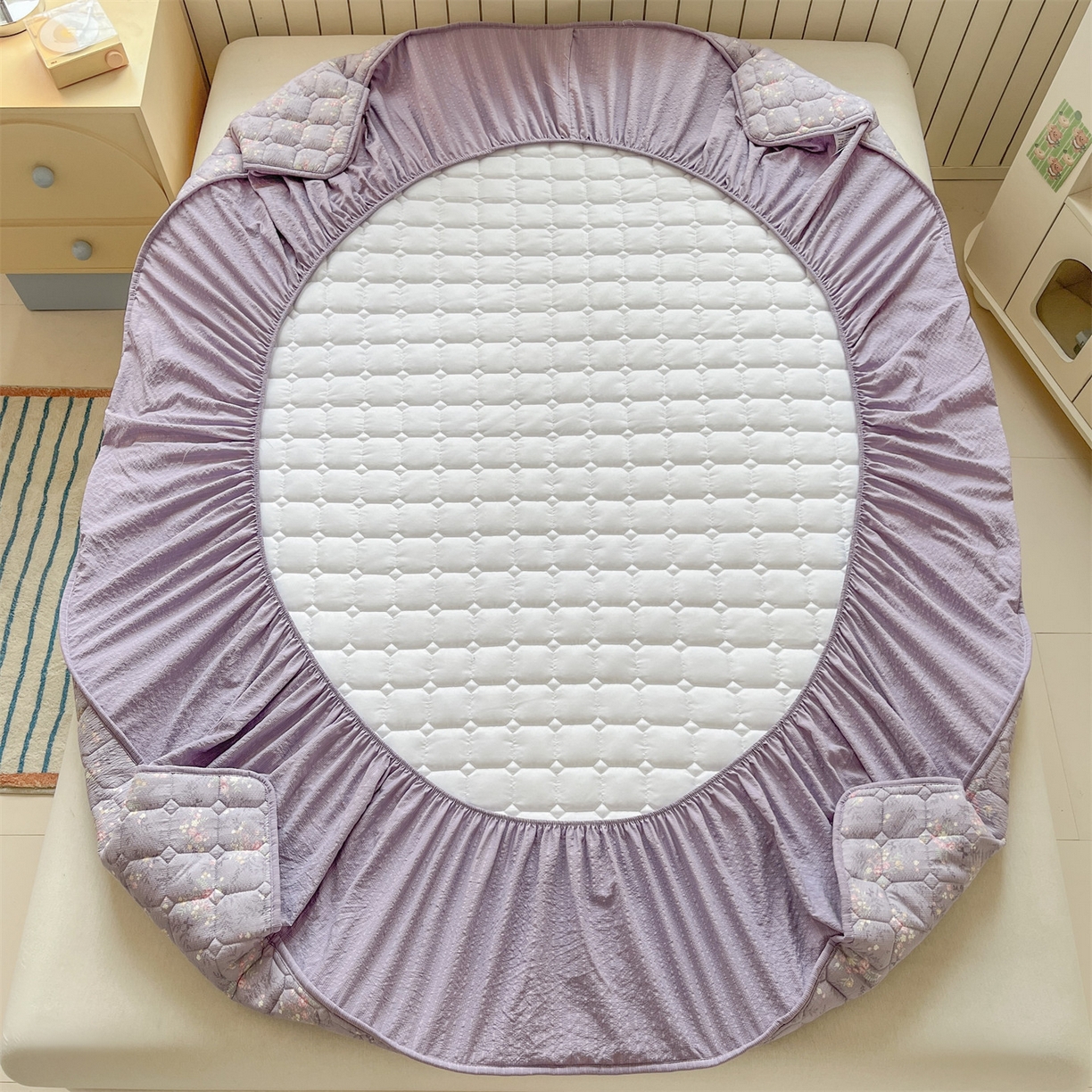 91家纺网 家纺一手货源 找家纺 优眠坊 2026新款亲肤泡芙纱夹棉单床笠床笠单件单品床笠三件套 柔紫碎花-夹棉款