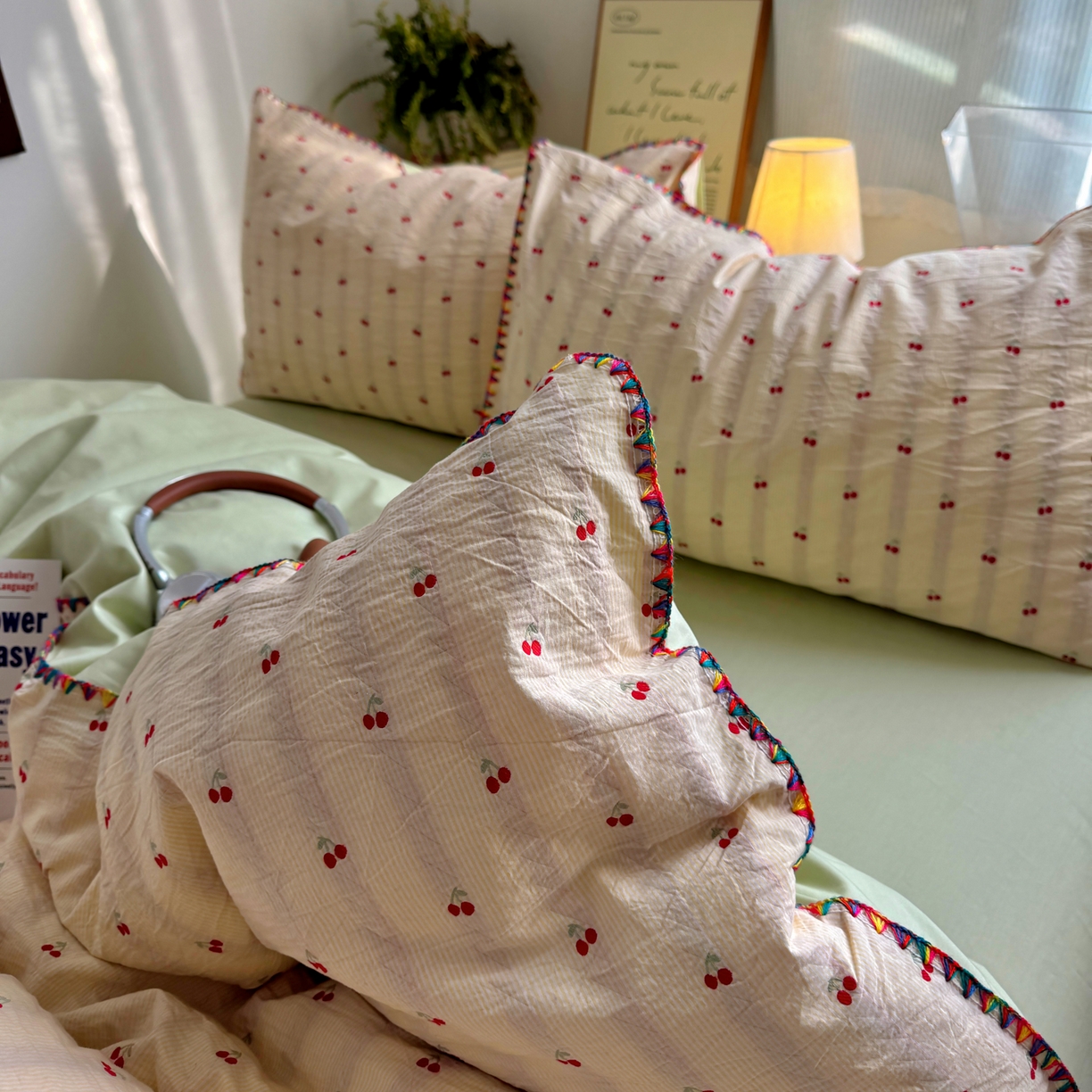 91家纺网 家纺一手货源 找家纺 田野 2026新款全棉水洗提花贝壳边四件套 桔条樱语