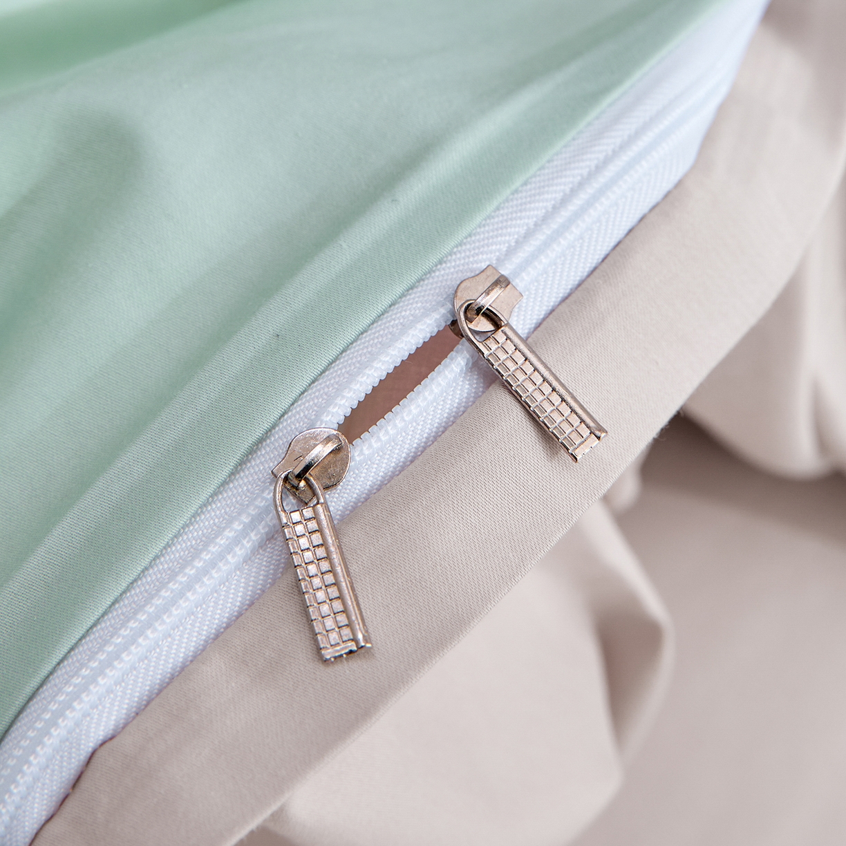 91家纺网 家纺一手货源 找家纺 合欢（原天一阁） 2026新款50s双股长绒棉全棉纯棉纯色四件套 青柠绿+银竹灰