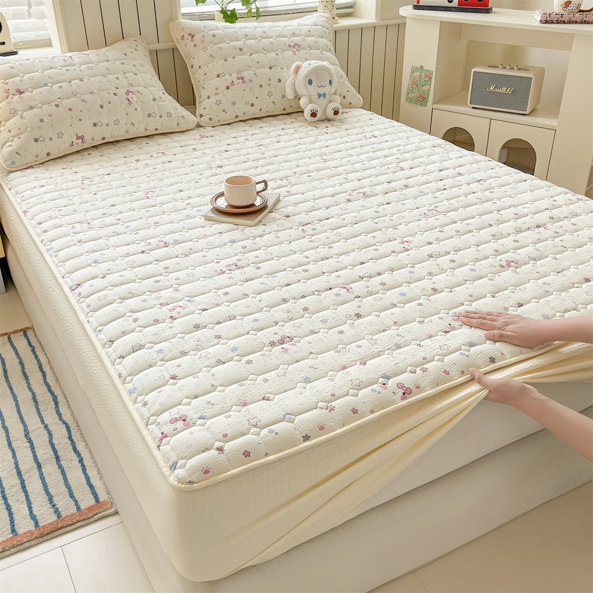 91家纺网 家纺一手货源 找家纺 优眠坊 2026新款亲肤泡芙纱夹棉单床笠床笠单件单品床笠三件套 甜心宝贝-夹棉款