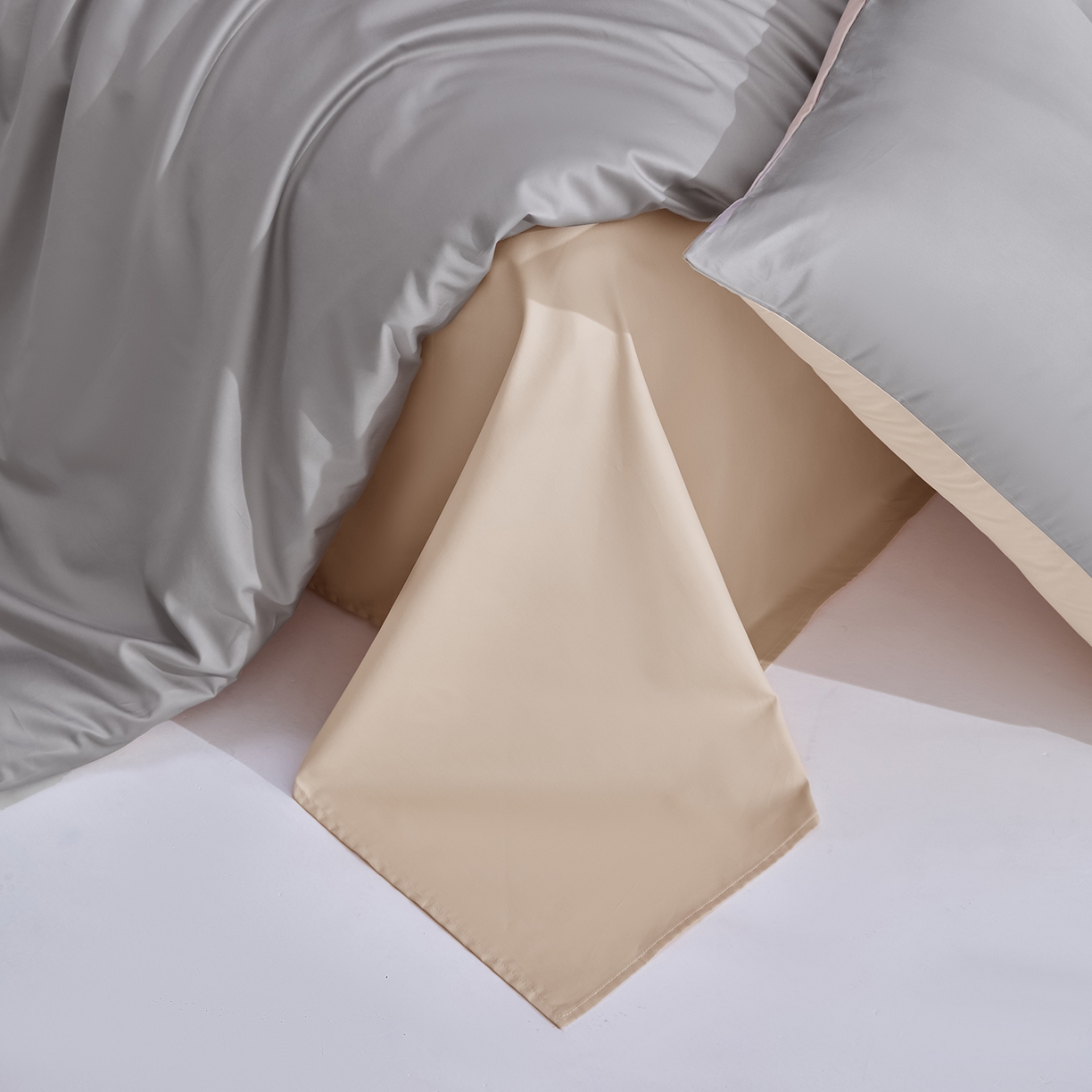 91家纺网 家纺一手货源 找家纺 合欢（原天一阁） 2026新款50s双股长绒棉全棉纯棉纯色四件套 时空灰+香槟金