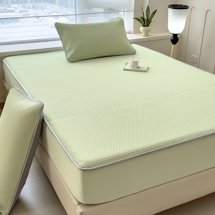 91家纺网 家纺一手货源 找家纺 乐家欣 2026新款凉感冰丝夏被床笠四件套 床笠冰丝-嫩绿