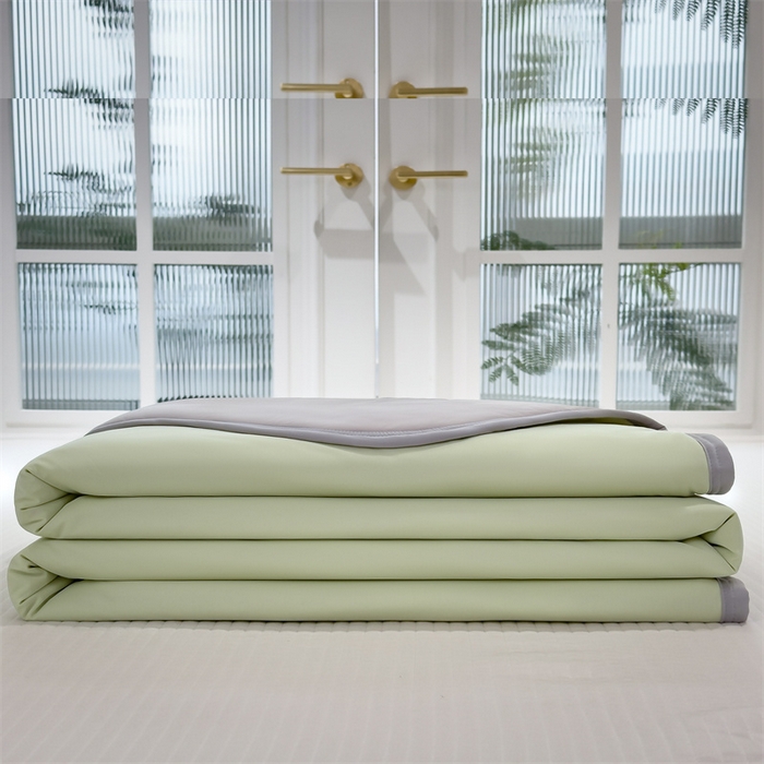 91家纺网 家纺一手货源 找家纺 乐家欣 2026新款凉感冰丝夏被床笠四件套 凉感夏被-嫩绿