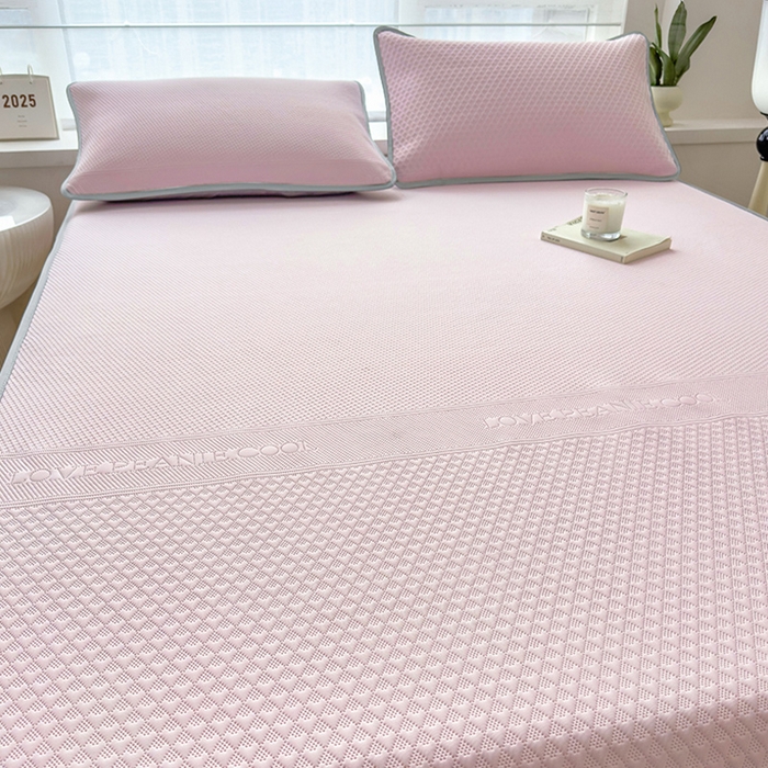 91家纺网 家纺一手货源 找家纺 乐家欣 2026新款凉感冰丝夏被床笠四件套 床笠冰丝-蜜桃粉