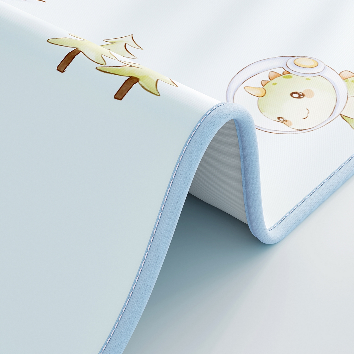 91家纺网 家纺一手货源 找家纺 家品罗兰 2026春夏新款数码印花婴儿床冰丝席-水光冰丝系列 呆萌恐龙