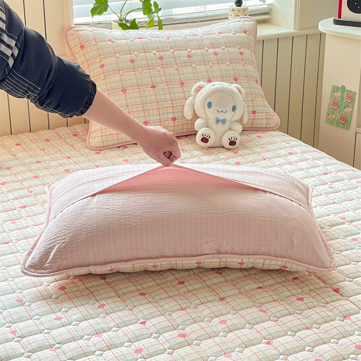 91家纺网 家纺一手货源 找家纺 优眠坊 2026新款亲肤泡芙纱夹棉单床笠床笠单件单品床笠三件套 心心相印-夹棉款