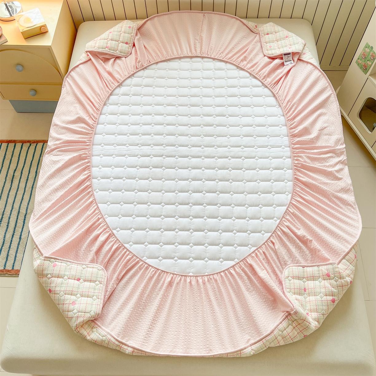 91家纺网 家纺一手货源 找家纺 优眠坊 2026新款亲肤泡芙纱夹棉单床笠床笠单件单品床笠三件套 心心相印-夹棉款