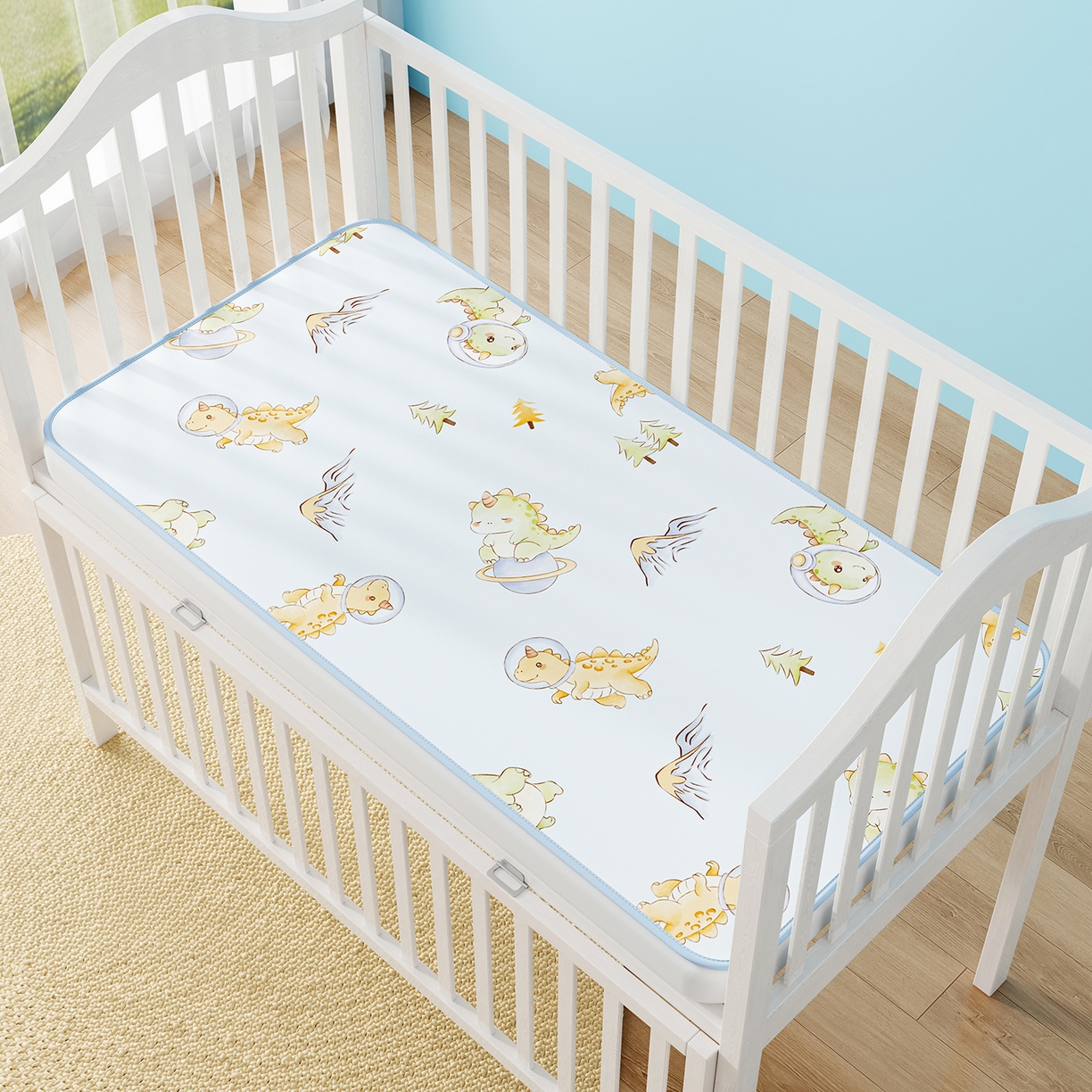 91家纺网 家纺一手货源 找家纺 家品罗兰 2026春夏新款数码印花婴儿床冰丝席-水光冰丝系列 呆萌恐龙