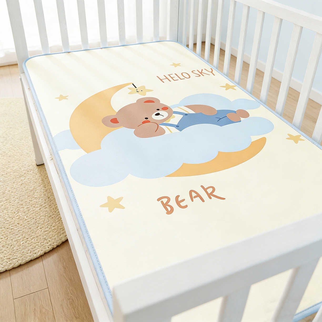 91家纺网 家纺一手货源 找家纺 家品罗兰 2026春夏新款数码印花婴儿床冰丝席-水光冰丝系列 月亮熊