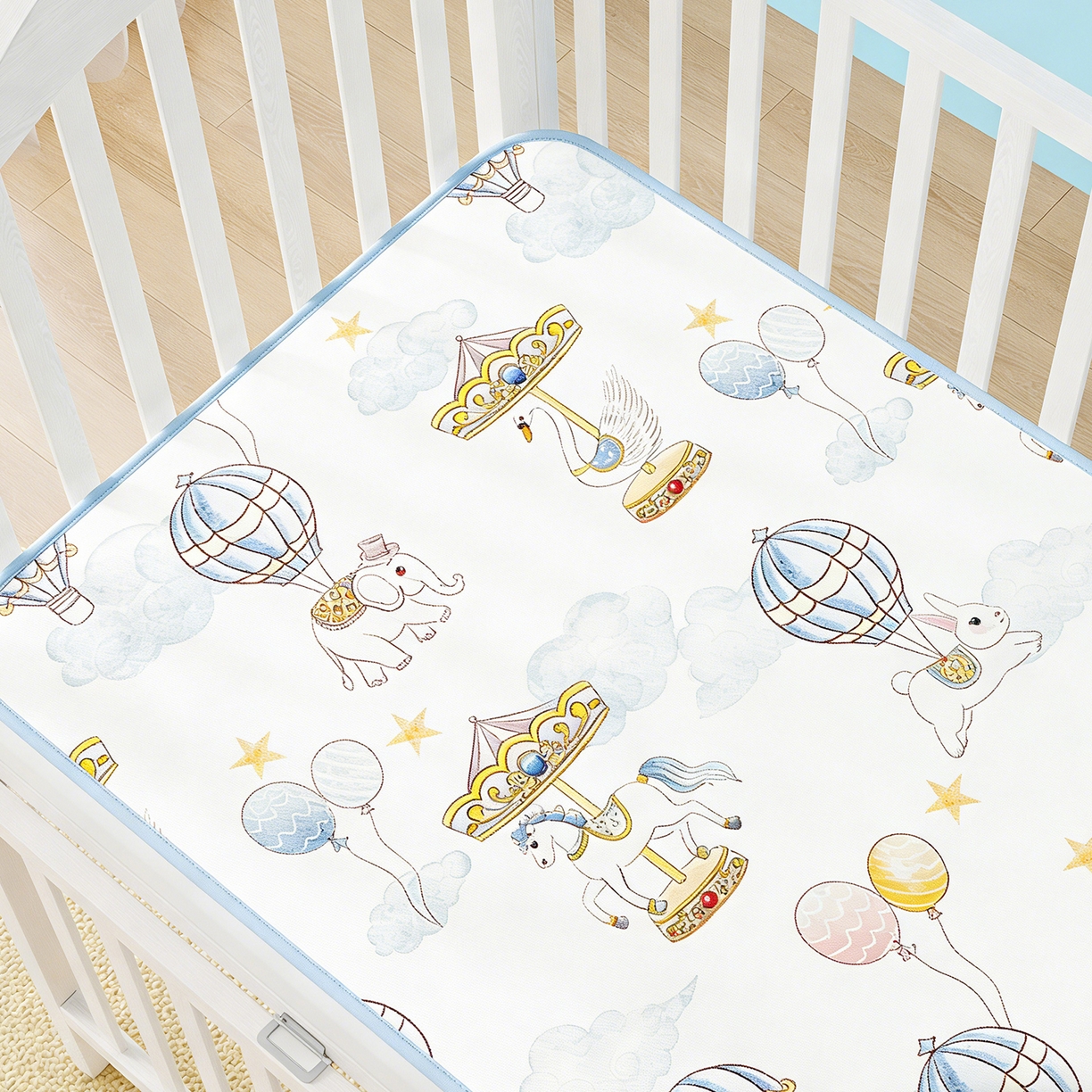 91家纺网 家纺一手货源 找家纺 家品罗兰 2026春夏新款数码印花婴儿床冰丝席-水光冰丝系列 萌象木马