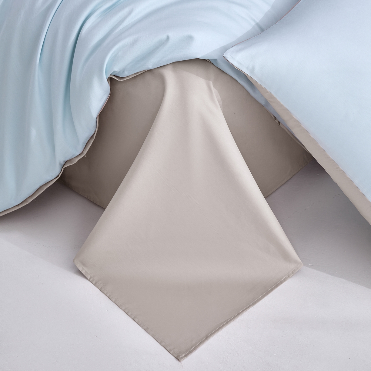 91家纺网 家纺一手货源 找家纺 合欢（原天一阁） 2026新款50s双股长绒棉全棉纯棉纯色四件套 水军蓝+银竹灰