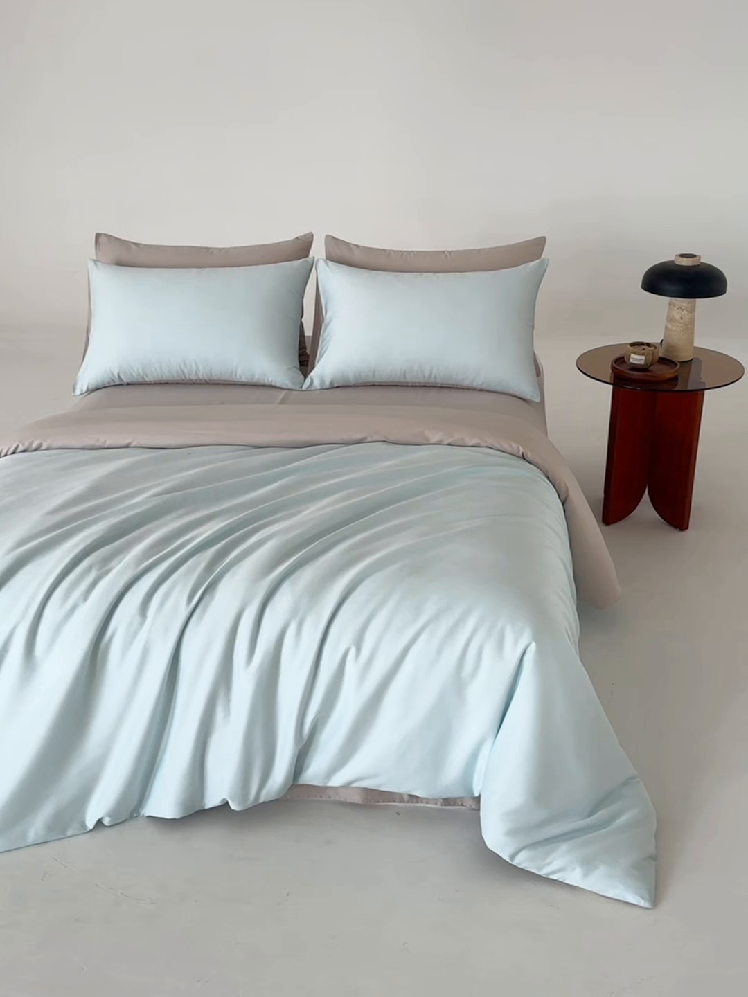 91家纺网 家纺一手货源 找家纺 合欢（原天一阁） 2026新款50s双股长绒棉全棉纯棉纯色四件套 水军蓝+银竹灰