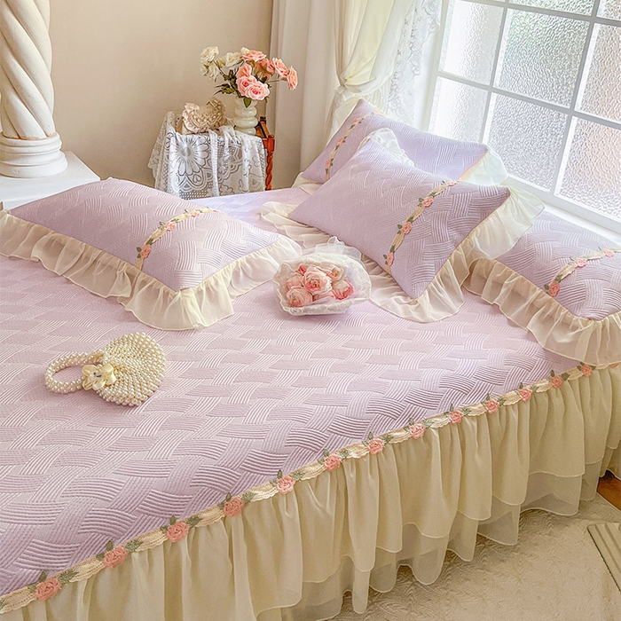 91家纺网 家纺一手货源 找家纺 瑞宝 2026新款负离子冰岛丝花边床裙款凉席席子三件套-莉莉安 莉莉安-梦幻紫