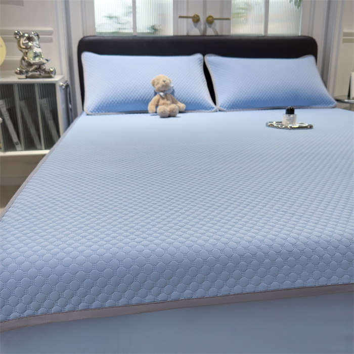 91家纺网 家纺一手货源 找家纺 乐家欣 2026新款凉感凉豆豆床笠款床席款凉席系列 凉豆豆-宾利蓝（床笠款）