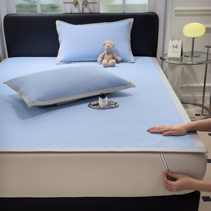 91家纺网 家纺一手货源 找家纺 乐家欣 2026新款凉感凉豆豆床笠款床席款凉席系列 凉豆豆-宾利蓝（床席款）