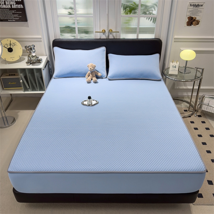 91家纺网 家纺一手货源 找家纺 乐家欣 2026新款凉感凉豆豆床笠款床席款凉席系列 凉豆豆-宾利蓝（床笠款）