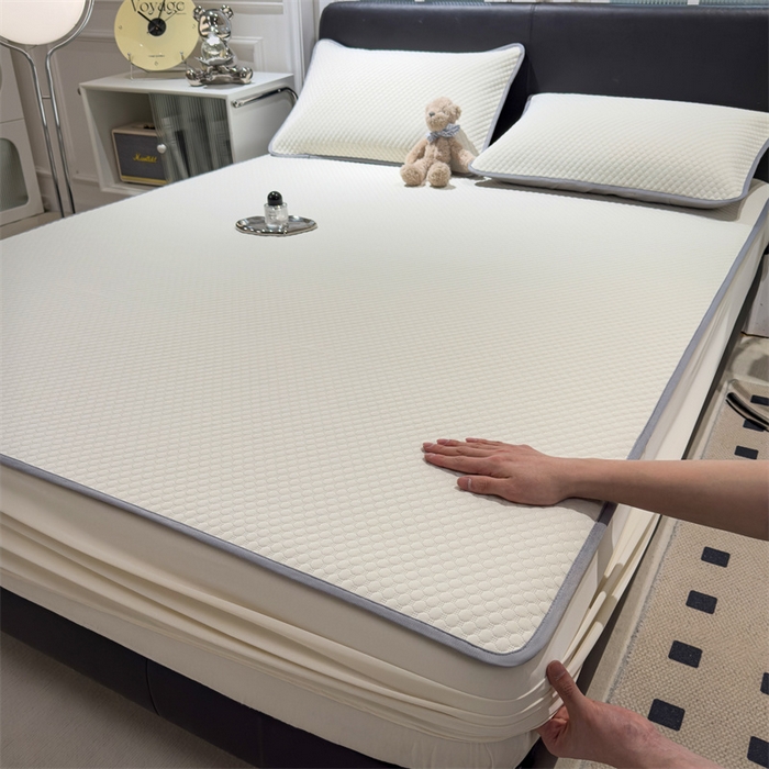 91家纺网 家纺一手货源 找家纺 乐家欣 2026新款凉感凉豆豆床笠款床席款凉席系列 凉豆豆-奶昔白（床笠款）