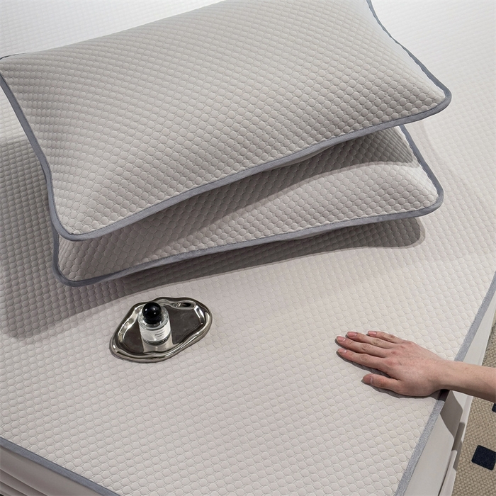 91家纺网 家纺一手货源 找家纺 乐家欣 2026新款凉感凉豆豆床笠款床席款凉席系列 凉豆豆-浅灰（床笠款）