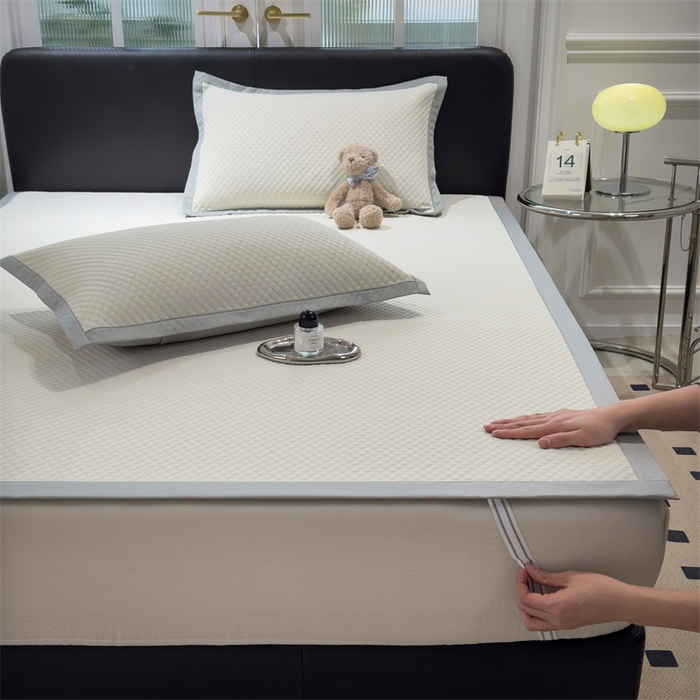 91家纺网 家纺一手货源 找家纺 乐家欣 2026新款凉感凉豆豆床笠款床席款凉席系列 凉豆豆-奶昔白（床席款）