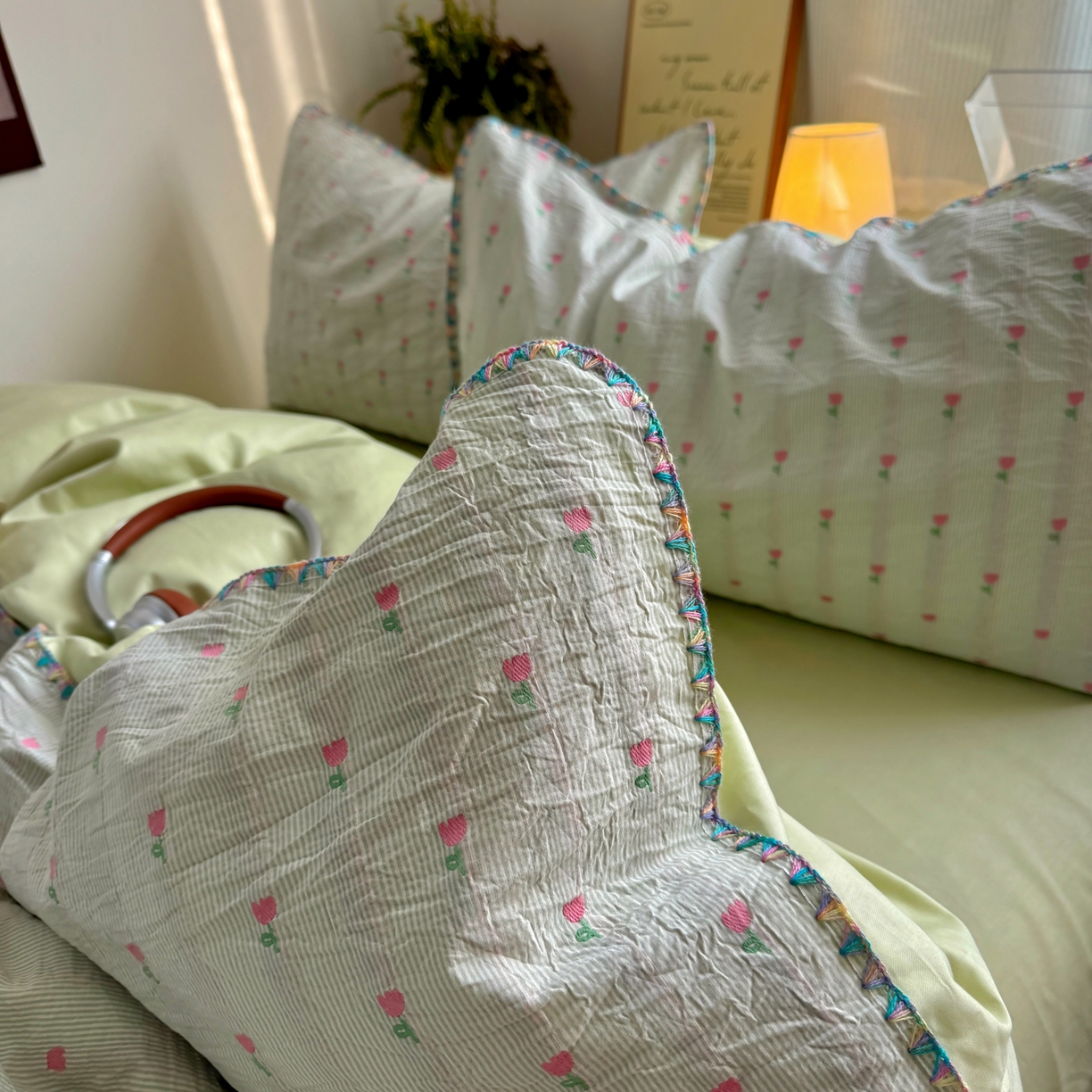 91家纺网 家纺一手货源 找家纺 田野 2026新款全棉水洗提花贝壳边四件套 青郁小朵