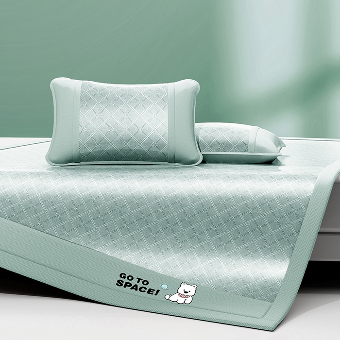 91家纺网 家纺一手货源 找家纺 缦吉 2026新款冰藤复合三明治凉席款-西高地（成人款） 绿色