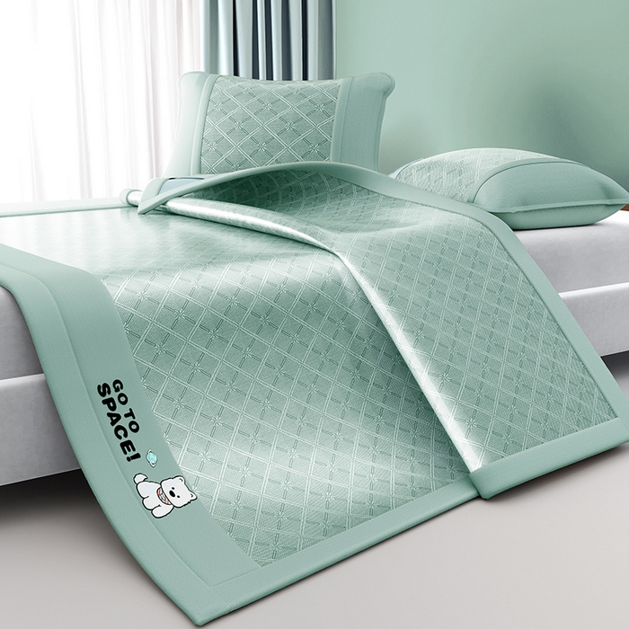 91家纺网 家纺一手货源 找家纺 缦吉 2026新款冰藤复合三明治凉席款-西高地（成人款） 绿色